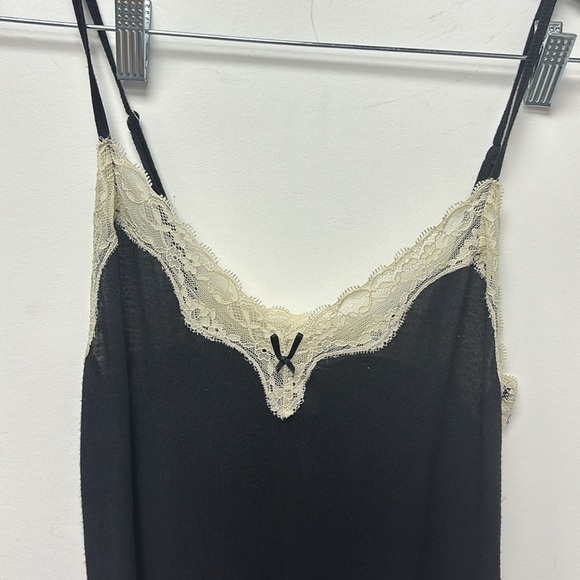 VICTORIA’S SECRET  Women's Lace Pyjamas, Size S/P - Picture 3 of 7